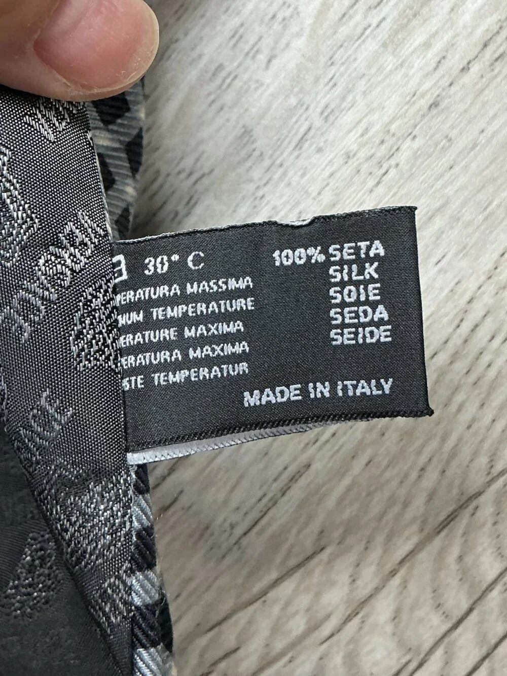 Gianni Versace Gray Black Geometric Silk Tie - Flawed